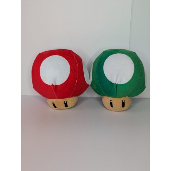Set 3 Super Nintendo Mario White Hat Red Fire & 2 Mushroom Plush - Picture 14 of 14